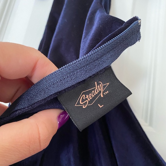 Vintage Style Size Large Navy Velvet Dress - Picture 3 of 4